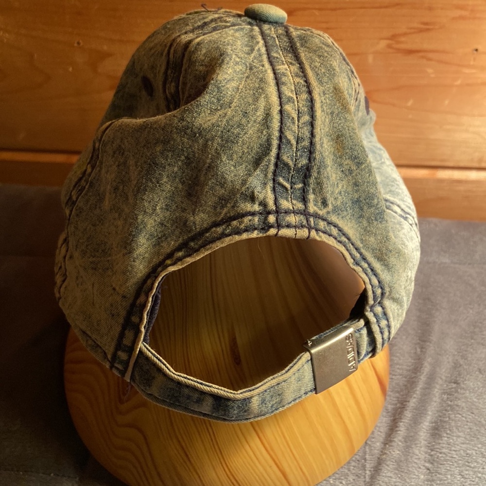 Adidas hat‎ - Picture 2 of 4
